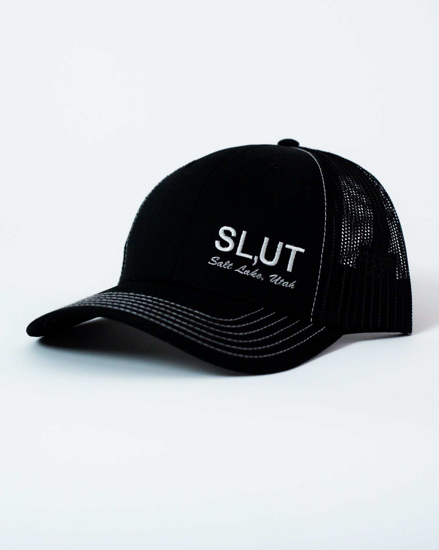 Black SL,UT Mesh Trucker
